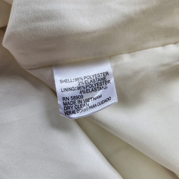 Alex Marie Cream Floral Sheath Dress with Mock Neck for Weddings Size 4 - Picture 9 of 9